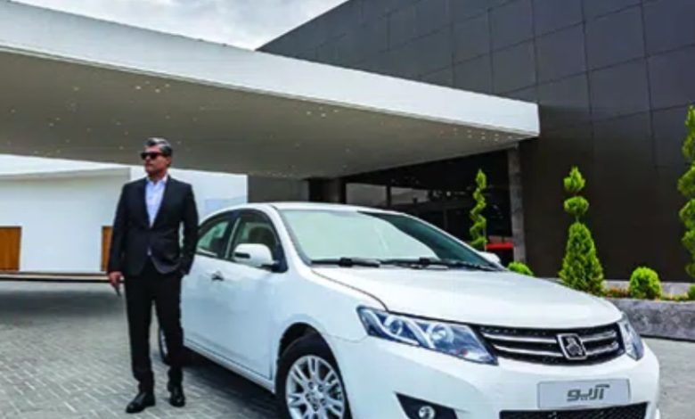 بررسی فنی و رفاهی آریو S300