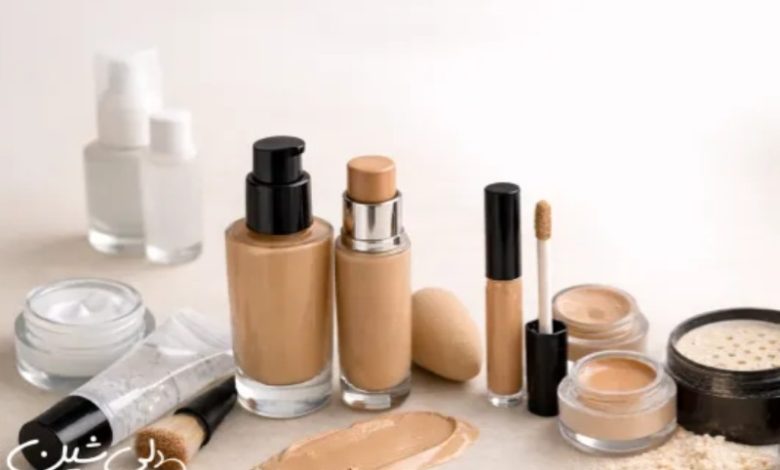 انواع لوازم آرایشی شامل کرم پودر، پنکیک، و...